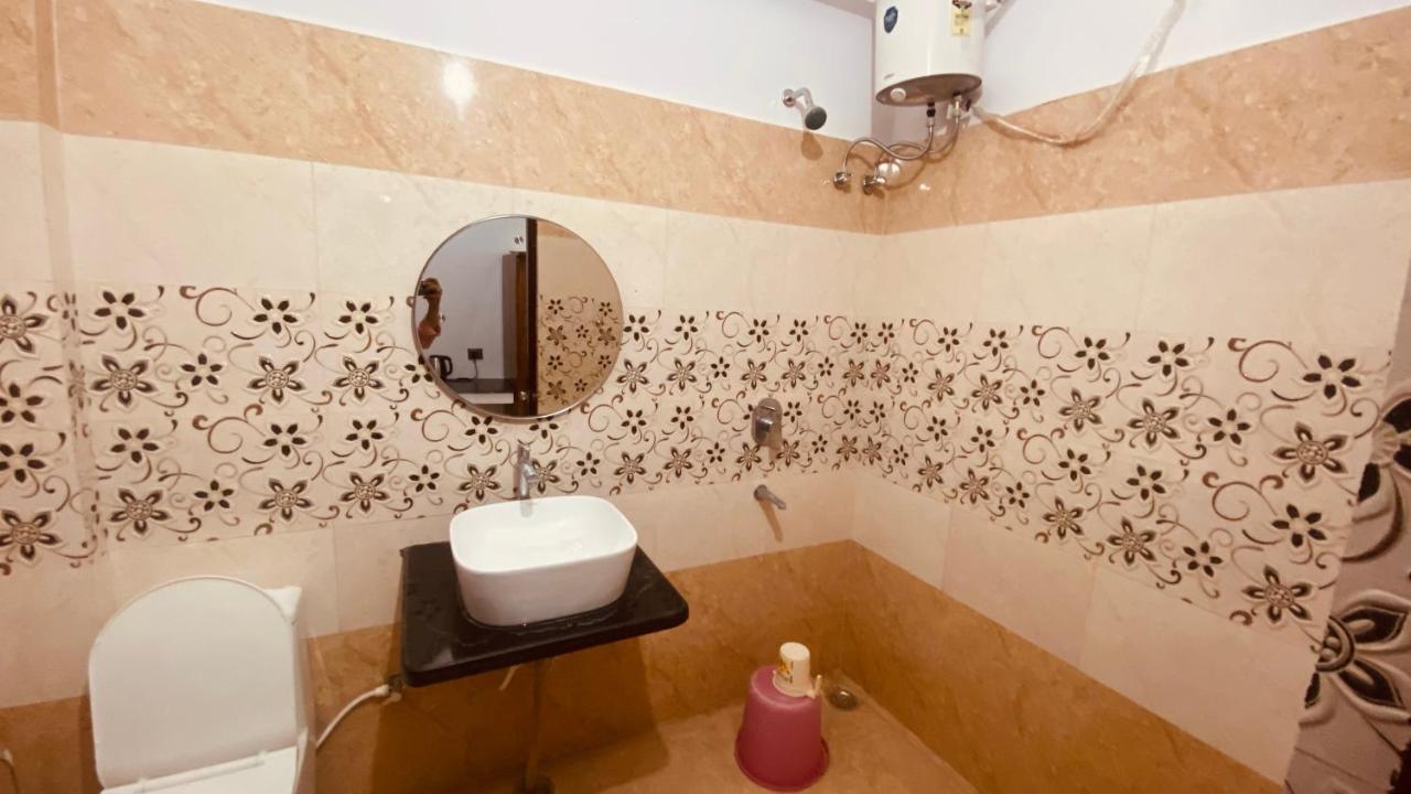 Shivalik Residency - Hotel & Banquet Hall Bāra Banki Exteriér fotografie